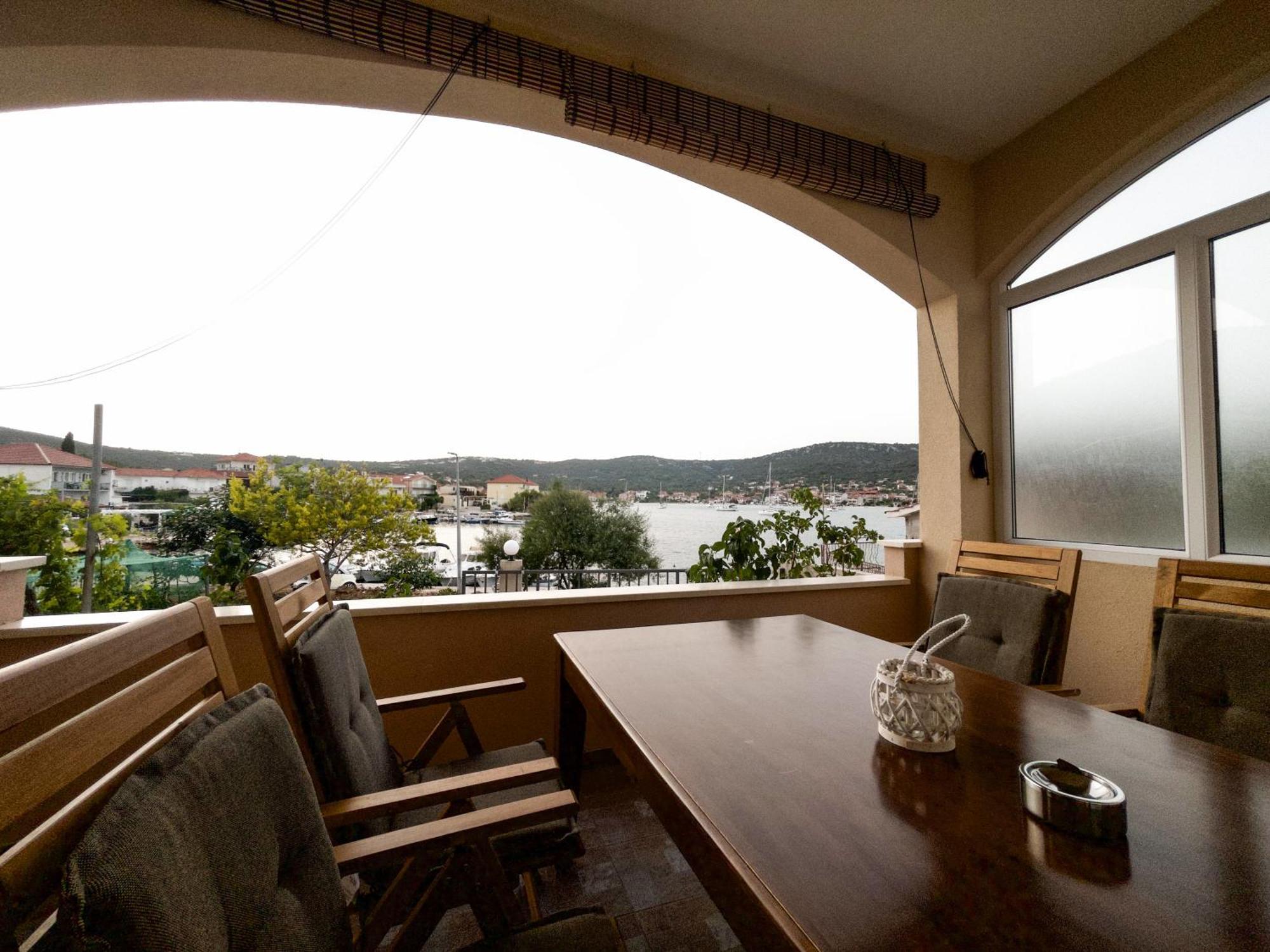 Apartments Majic Vinišće الغرفة الصورة